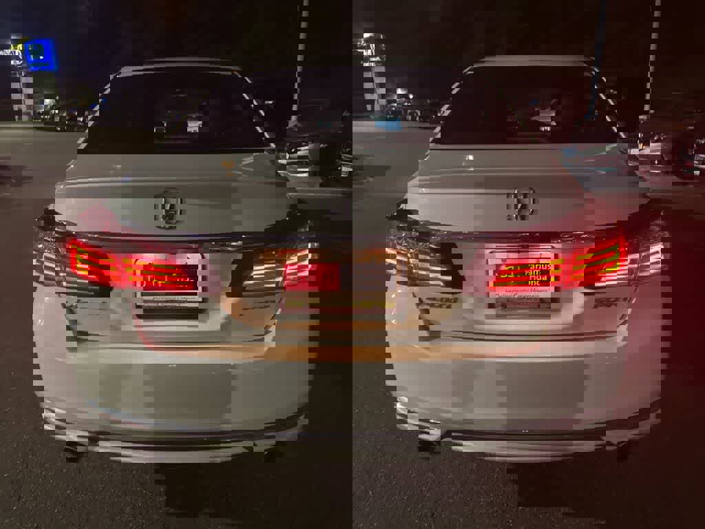 Used 2016 Honda Accord Sport image 18