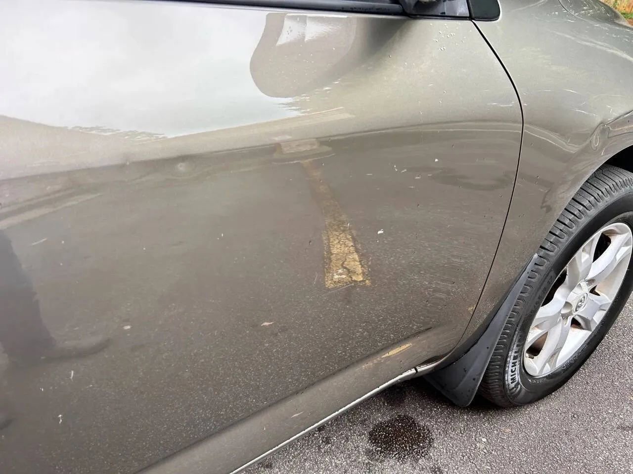 Used 2011 Toyota RAV4 4WD V6 image 17