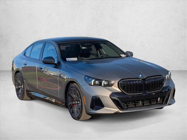 New 2026 BMW 550e xDrive image 7