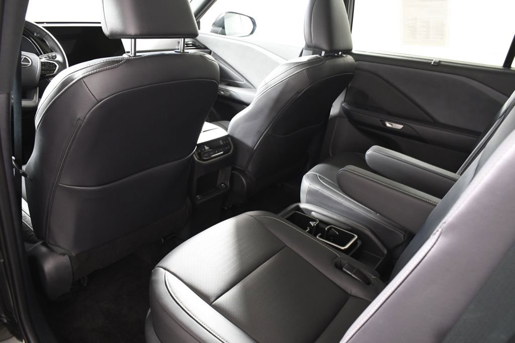 Used 2024 Lexus TX 350 AWD w/ Captains Chair Package image 27