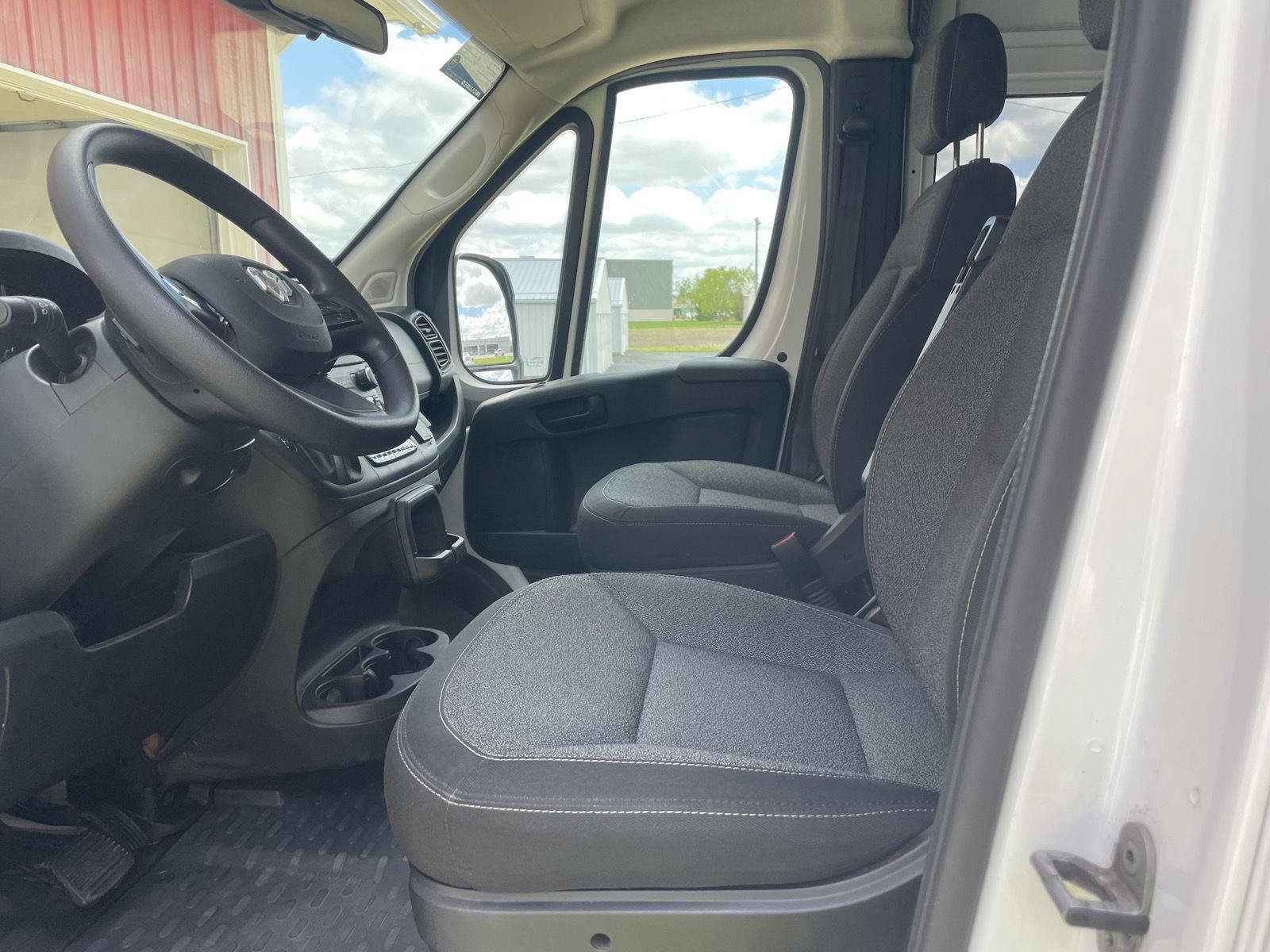 Used 2023 RAM ProMaster 2500 w/ Premium Appearance Group FWD image 13