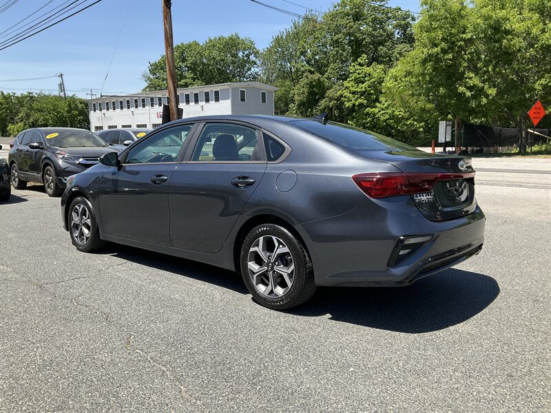 Used 2019 Kia Forte LXS FWD image 8