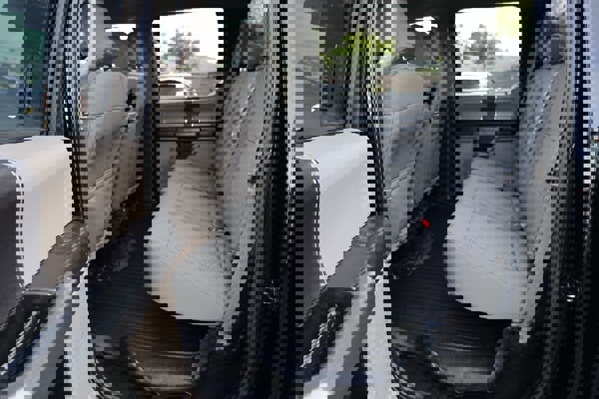 Used 2016 Ford F150 XLT image 12