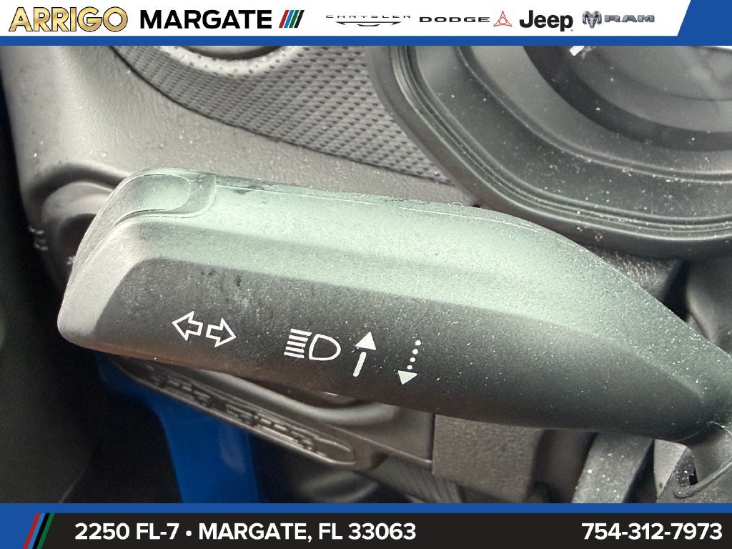 Certified 2024 Jeep Wrangler Unlimited Rubicon AWD/4WD image 32