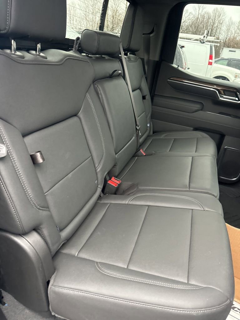 Used 2026 Chevrolet Silverado 1500 LT Trail Boss w/ LT Trail Boss Premium Package image 9