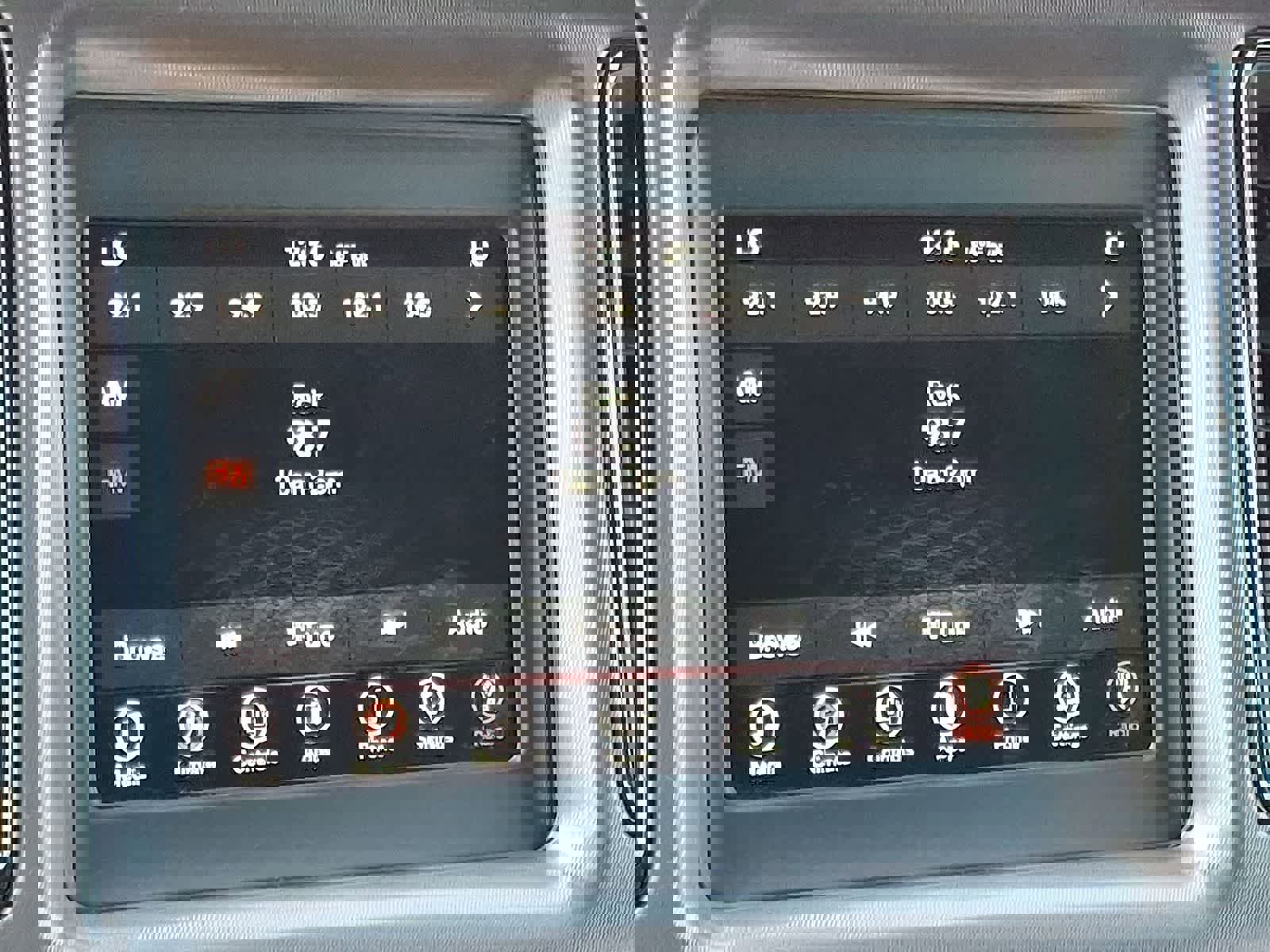 Used 2021 Dodge Challenger SXT image 19