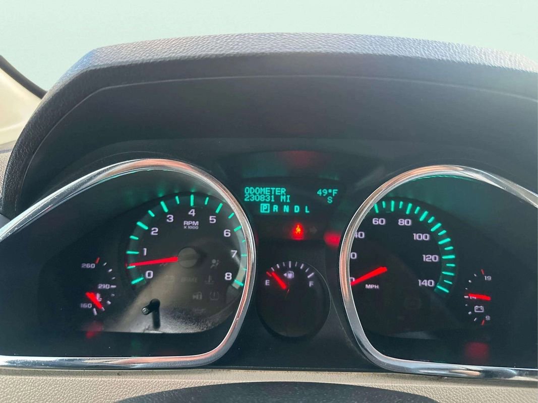 Used 2012 Chevrolet Traverse LTZ AWD/4WD image 27