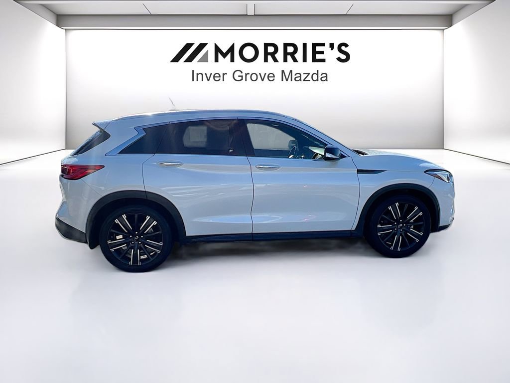 Used 2021 INFINITI QX50 Luxe w/ Appearance Package image 4