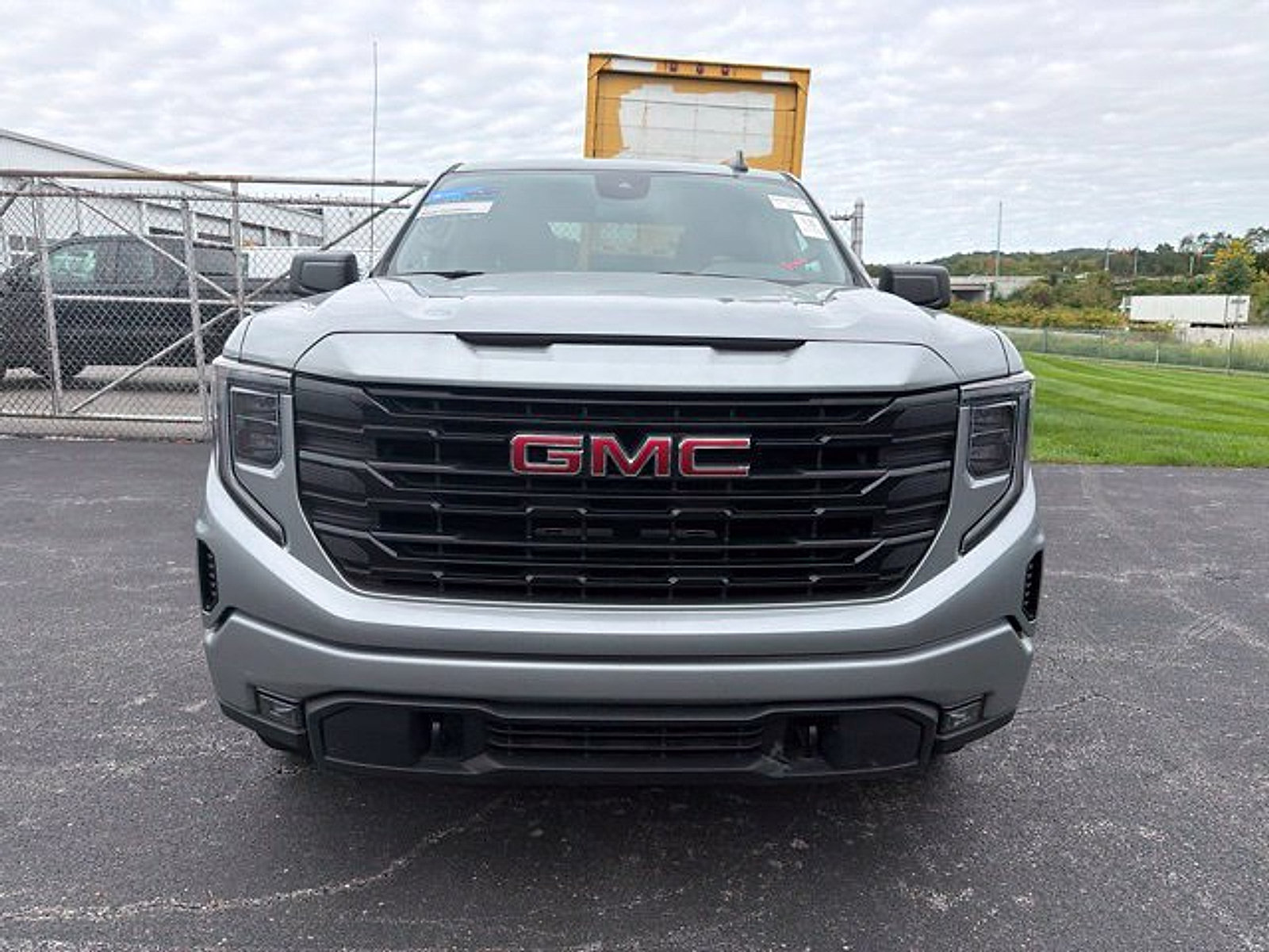 Certified 2024 GMC Sierra 1500 Elevation AWD/4WD image 3