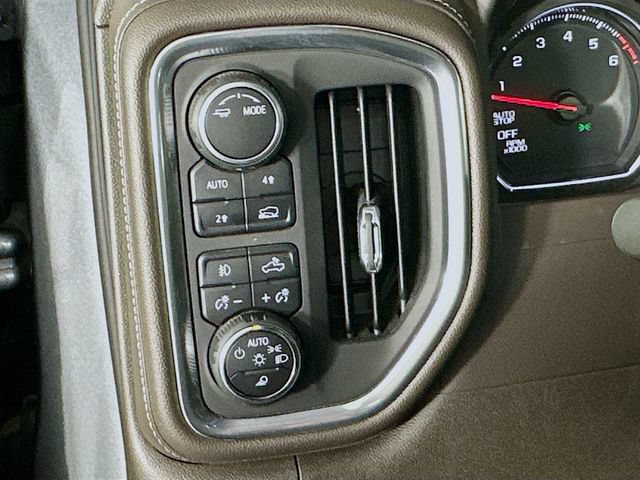 Used 2022 Chevrolet Silverado 1500 LTZ AWD/4WD image 12