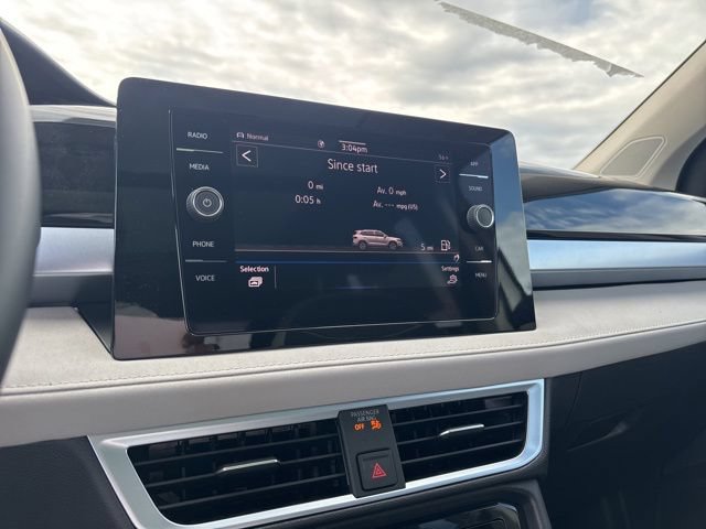 New 2026 Volkswagen Taos SE AWD/4WD image 24
