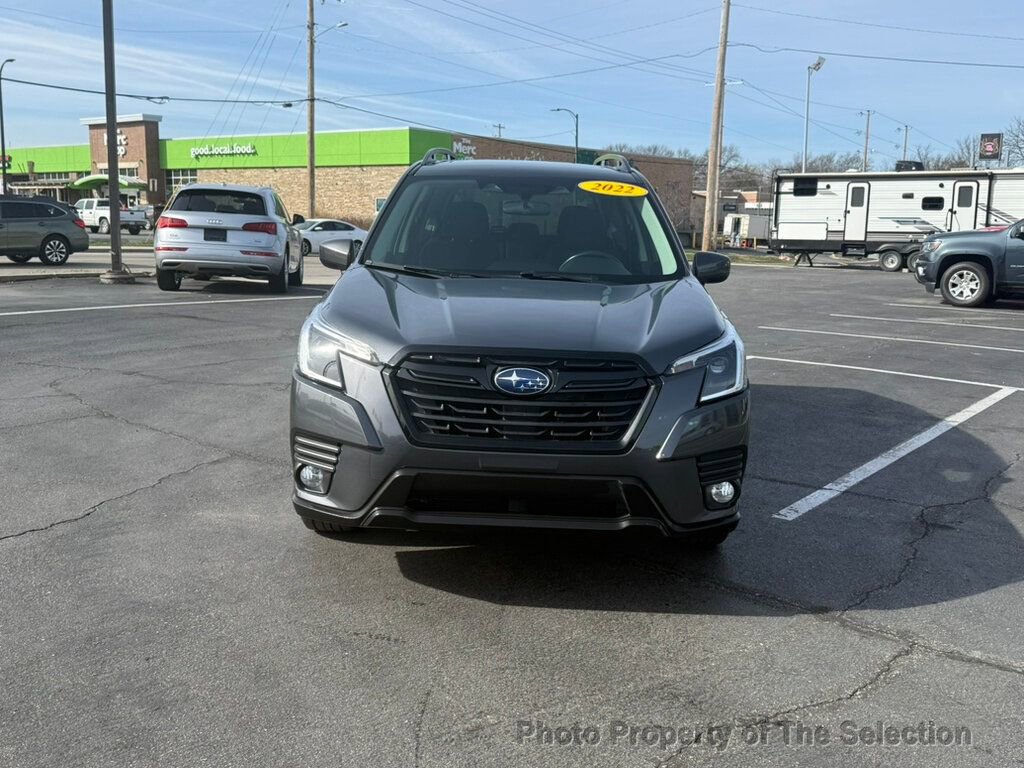 Used 2022 Subaru Forester Premium image 4