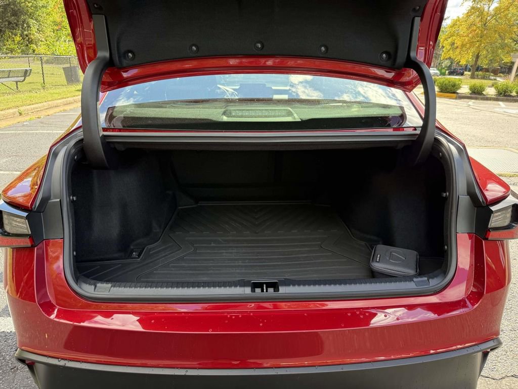 Used 2022 Lexus IS 300 AWD image 28