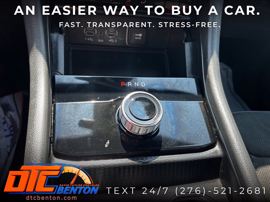 Used 2025 Jeep Grand Cherokee Altitude AWD/4WD image 24