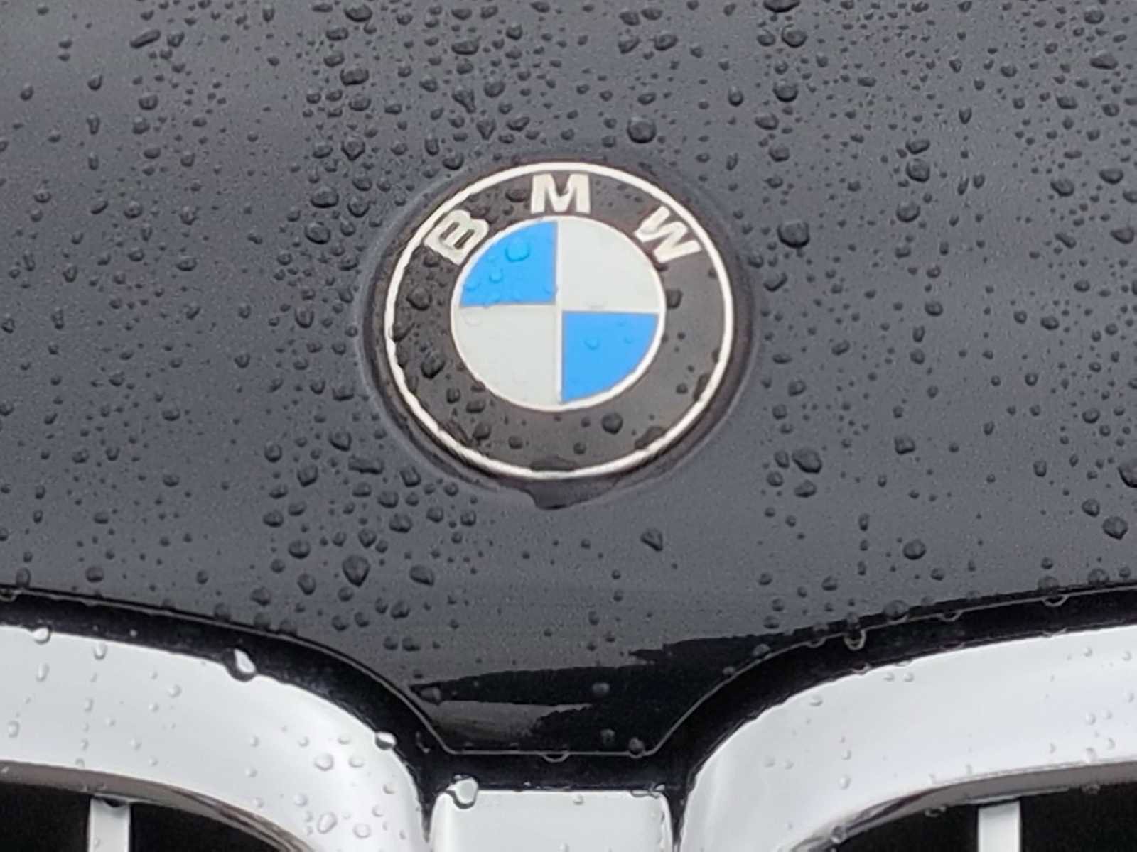 Used 2023 BMW 530i xDrive w/ M Sport Package image 11