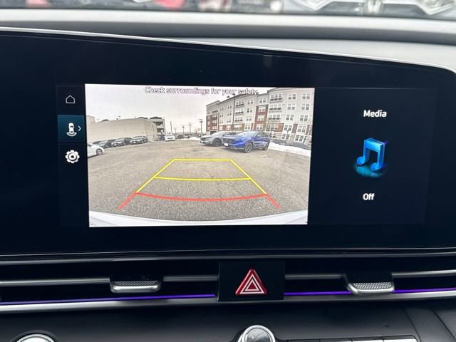 Used 2024 Hyundai Elantra SEL image 10