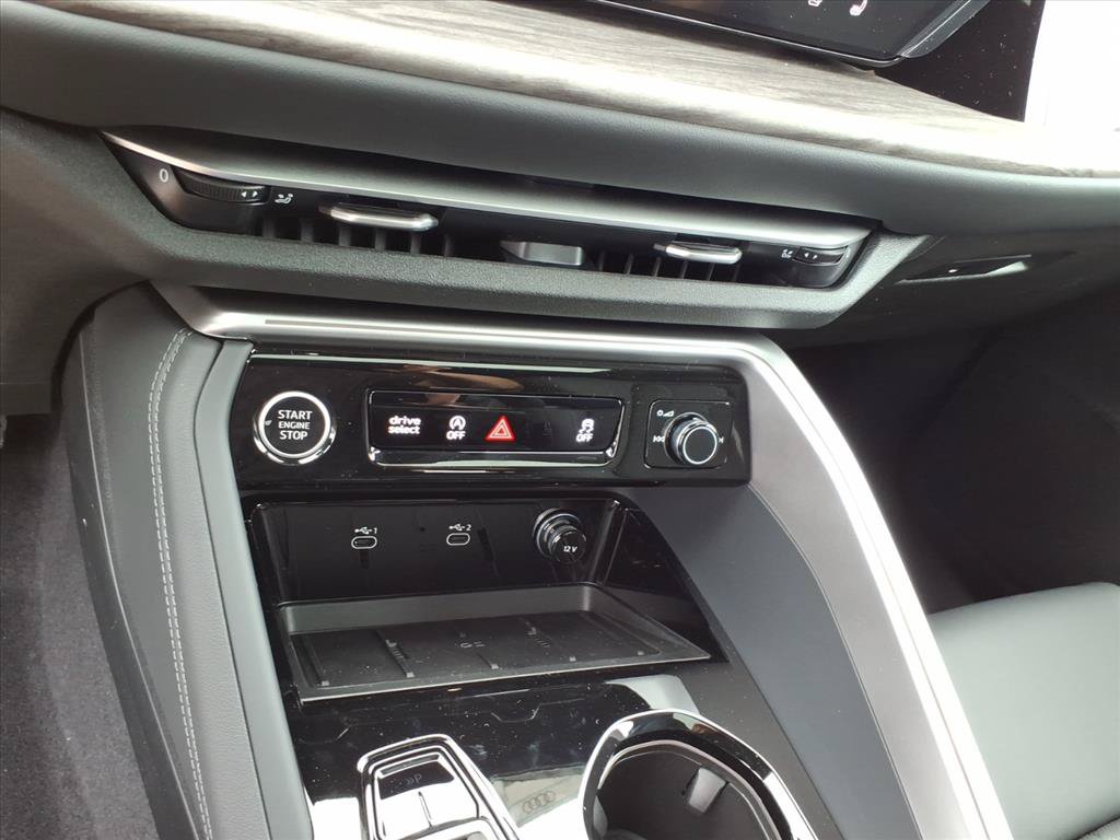 New 2026 Audi Q5 Premium Plus AWD/4WD image 18