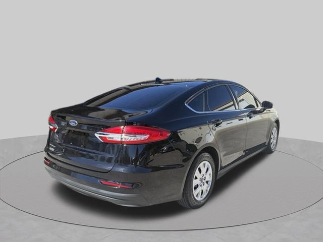 Used 2020 Ford Fusion S FWD image 3