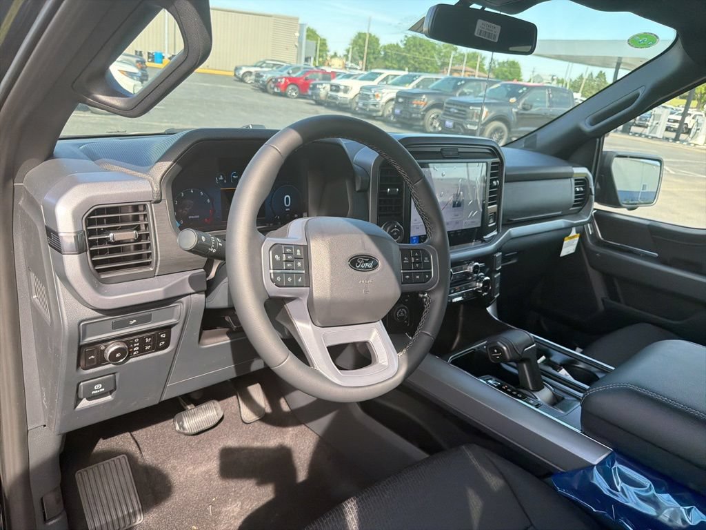 New 2026 Ford F150 XLT w/ Equipment Group 302A MID AWD/4WD image 9