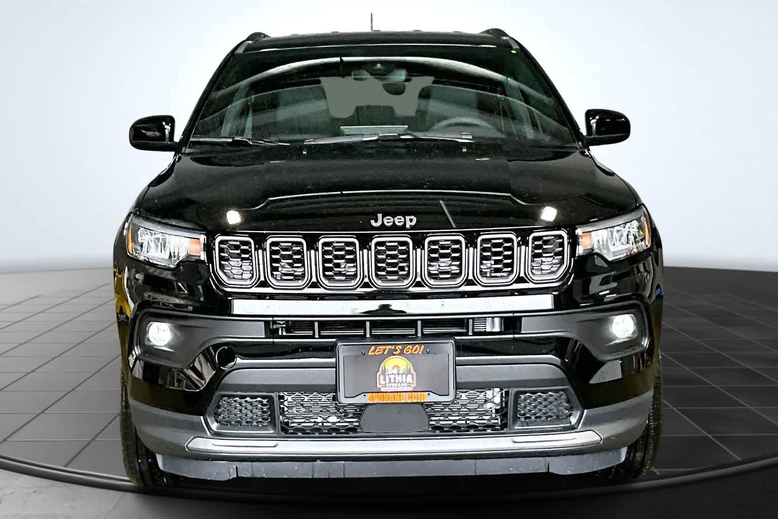 New 2026 Jeep Compass Latitude AWD/4WD image 6