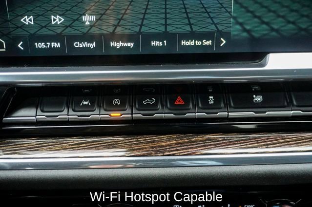 Used 2023 GMC Sierra 1500 SLE image 15