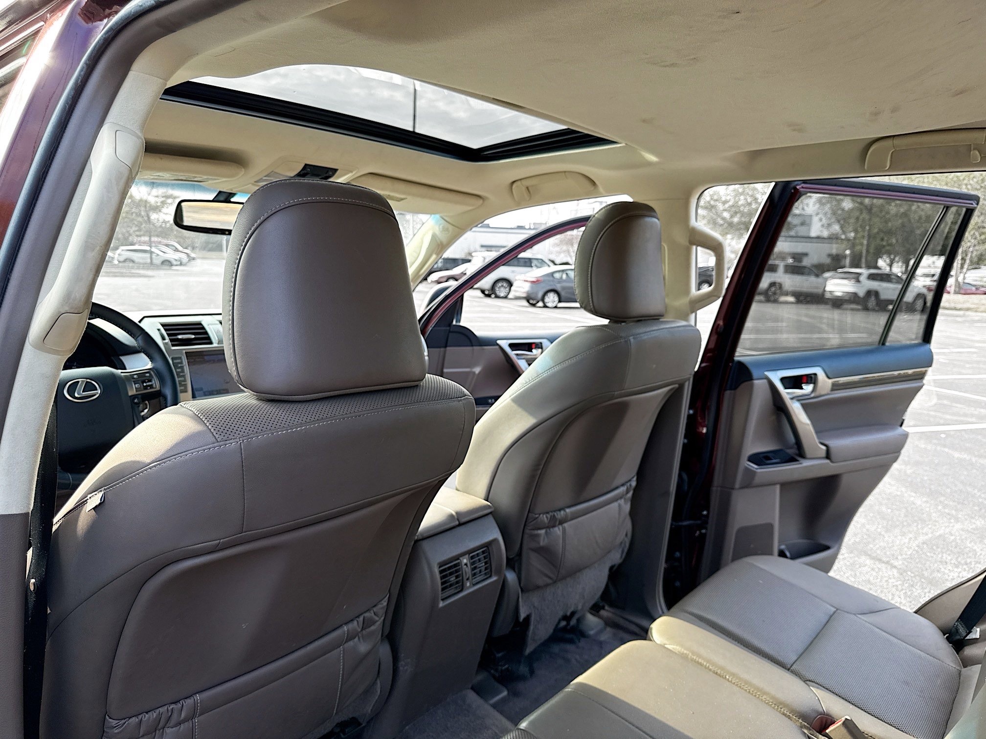 Used 2016 Lexus GX 460 image 6