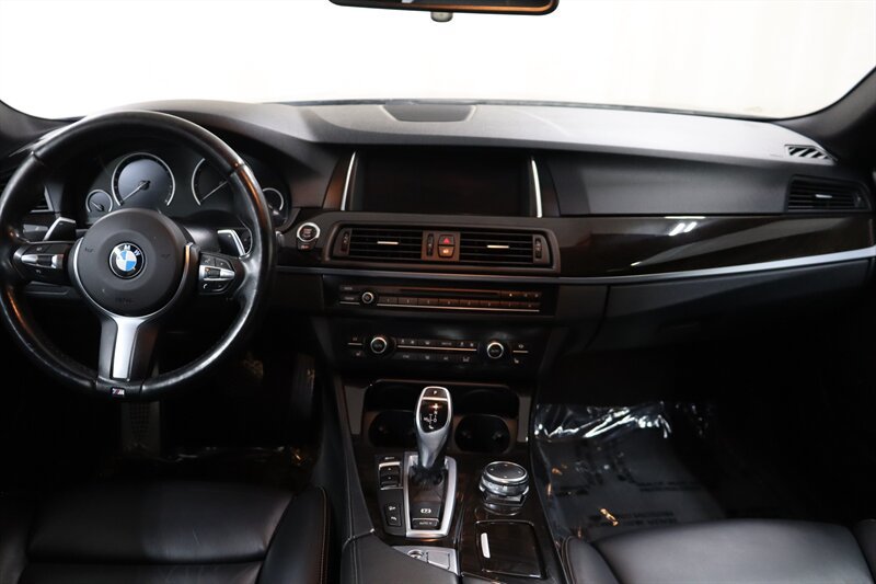 Used 2015 BMW 535i xDrive Sedan AWD/4WD image 7