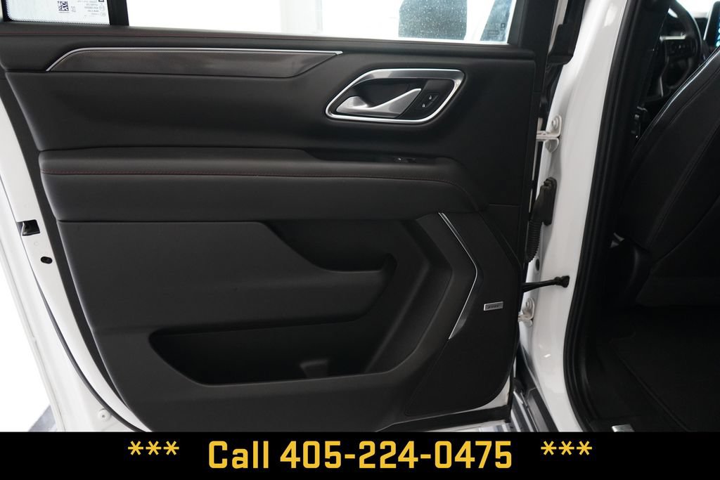 Used 2022 Chevrolet Suburban RST w/ Sport Performance Package AWD/4WD image 27
