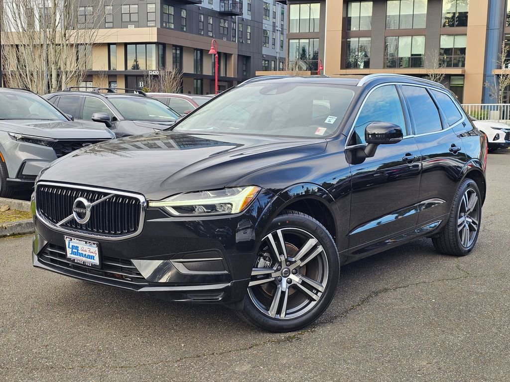 Used 2019 Volvo XC60 T5 Momentum w/ Protection Package Premier AWD/4WD image 1