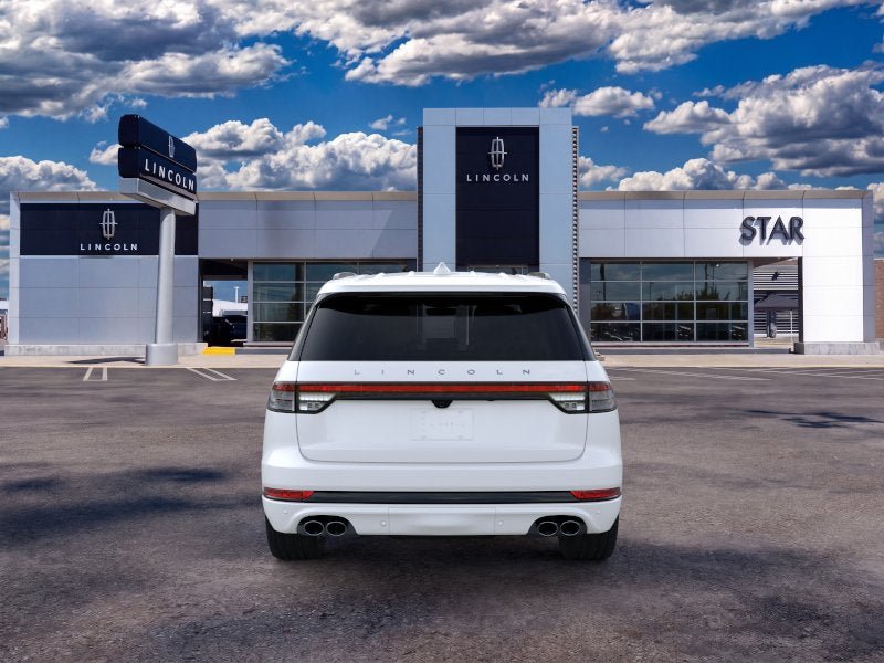 New 2026 Lincoln Aviator AWD image 5