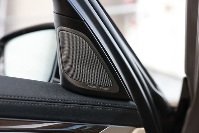 Used 2018 BMW 740i image 54