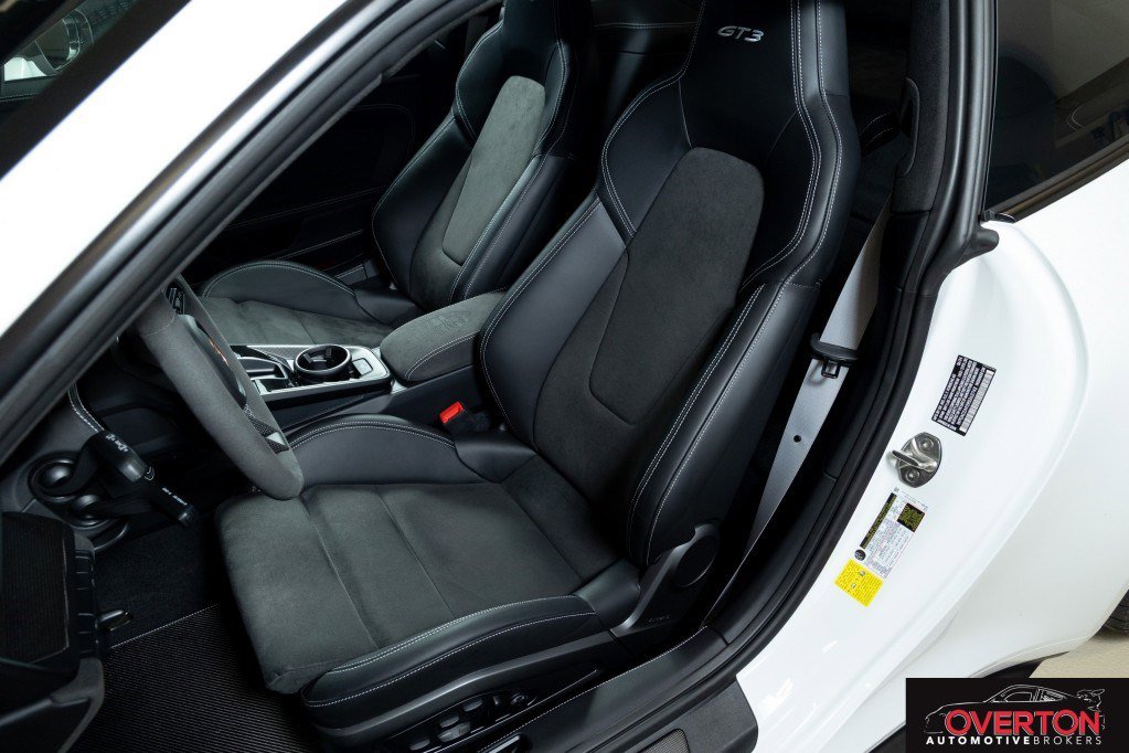 Used 2024 Porsche 911 GT3 image 9