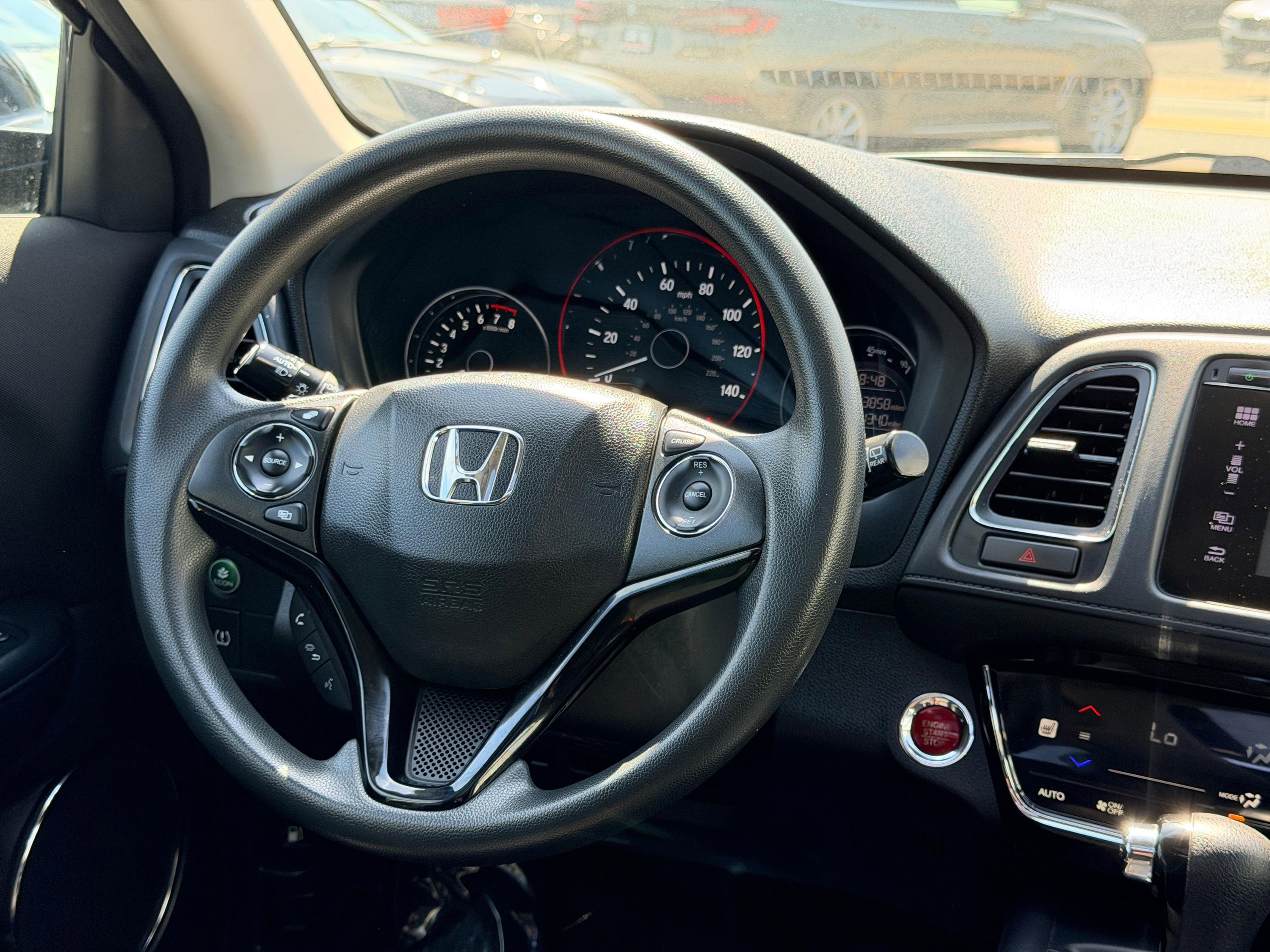 Used 2018 Honda HR-V EX image 34