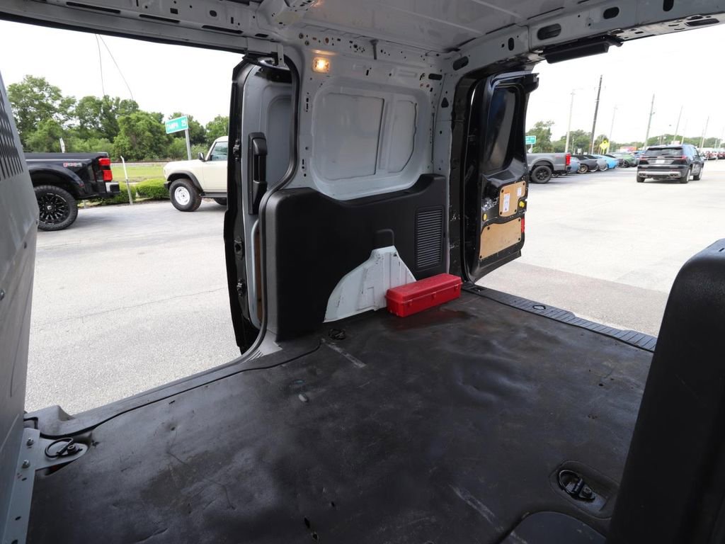 Used 2018 Ford Transit Connect XL image 14