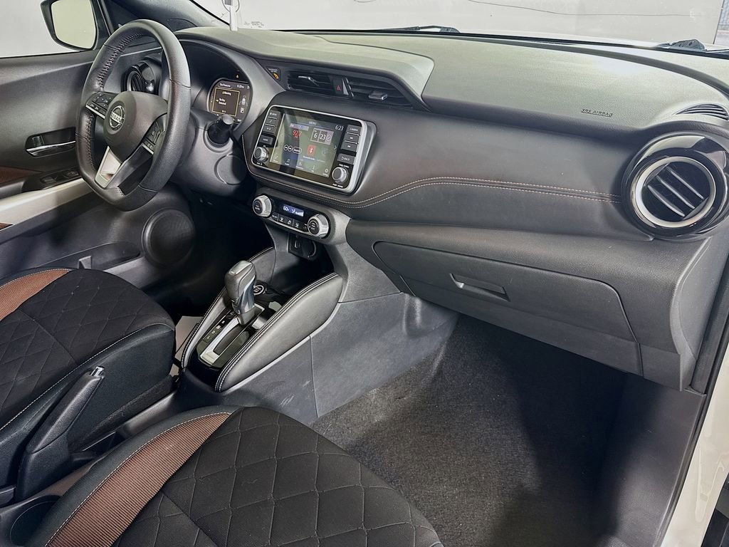 Used 2019 Nissan Kicks SR FWD image 33