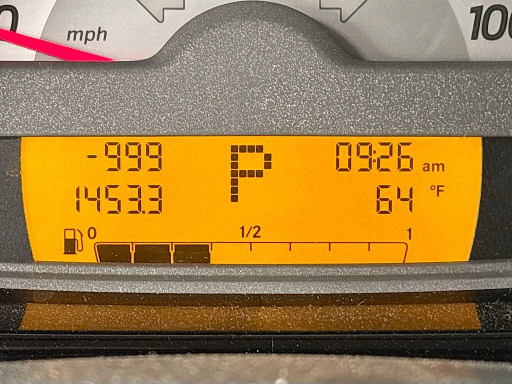 Used 2014 smart fortwo pure image 11