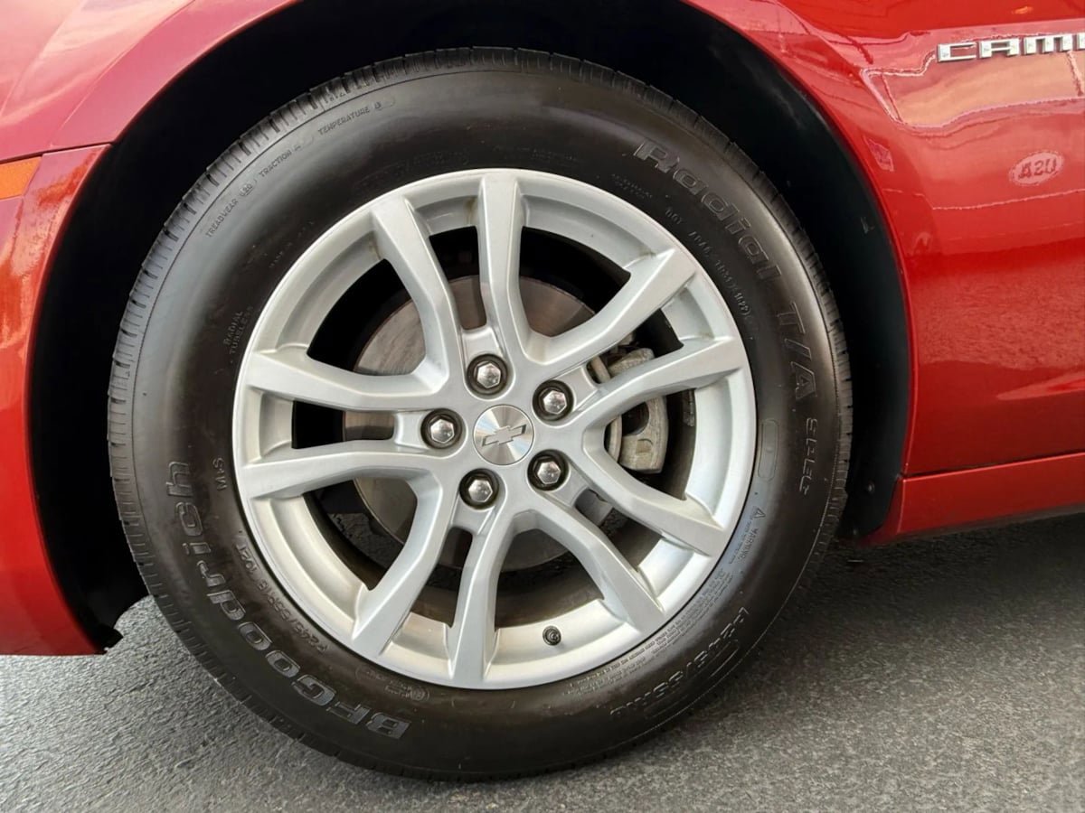 Used 2015 Chevrolet Camaro LS image 26