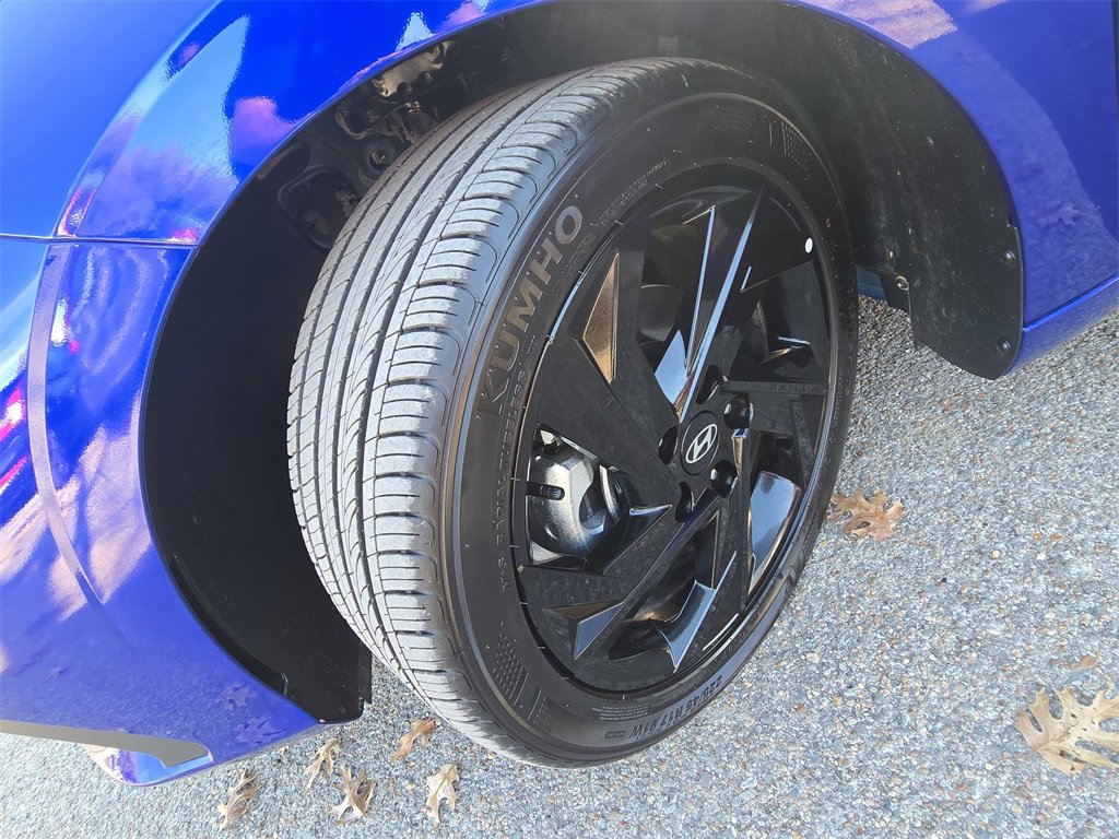 Certified 2026 Hyundai Elantra Sport image 29