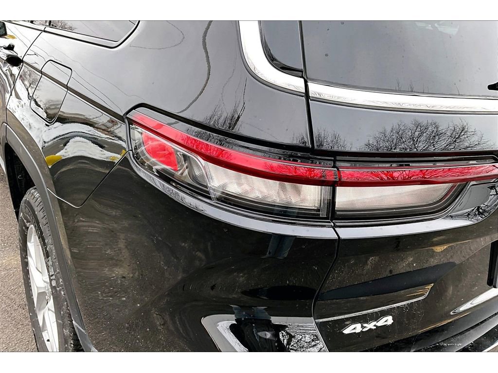 Certified 2025 Jeep Grand Cherokee L Laredo w/ Luxury Tech Group I image 35