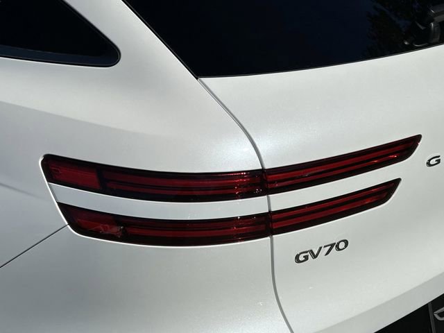 Used 2026 Genesis GV70 2.5T Sport Prestige image 14