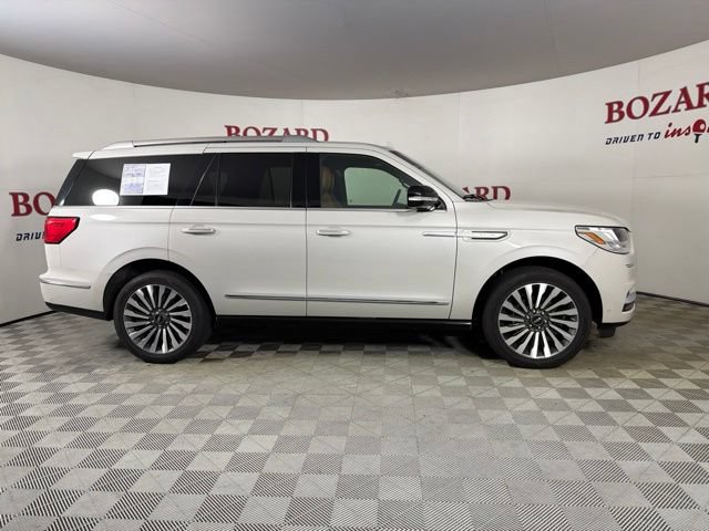 Certified 2021 Lincoln Navigator Reserve w/ Luxury Package AWD/4WD image 9