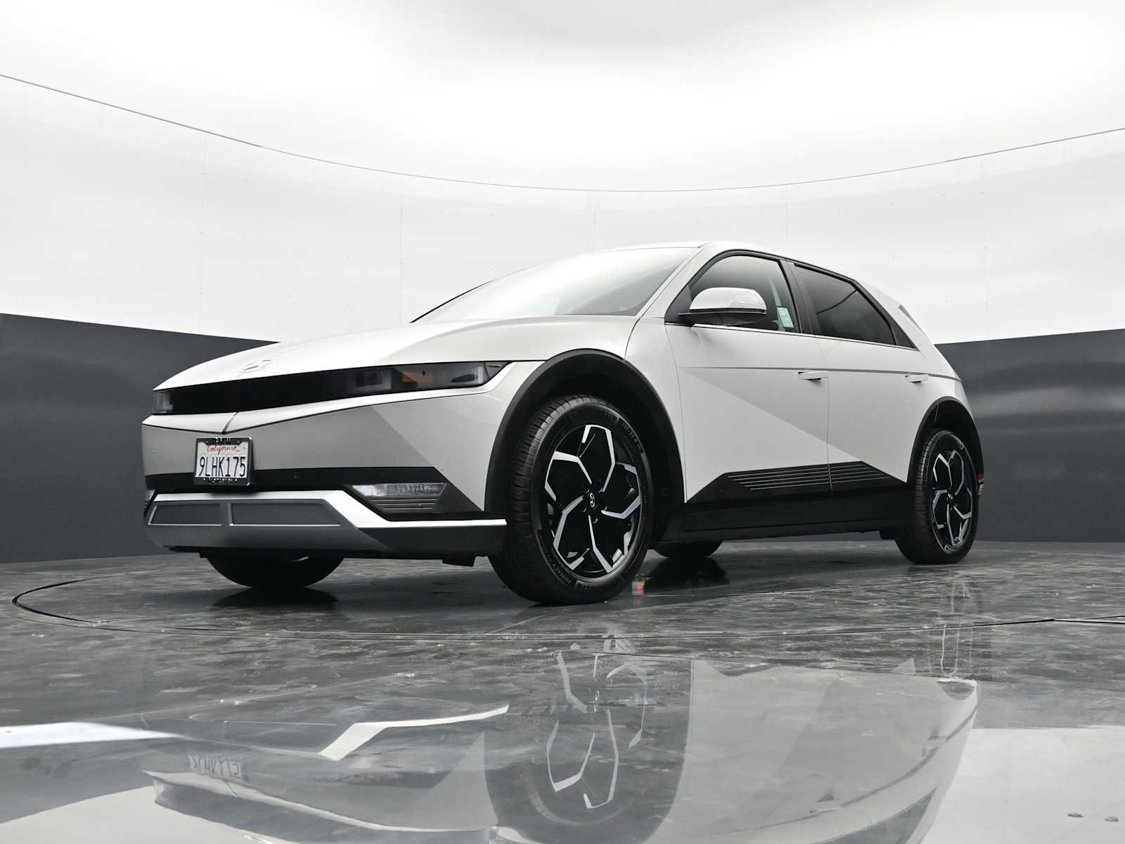 Used 2024 Hyundai Ioniq 5 SEL image 24