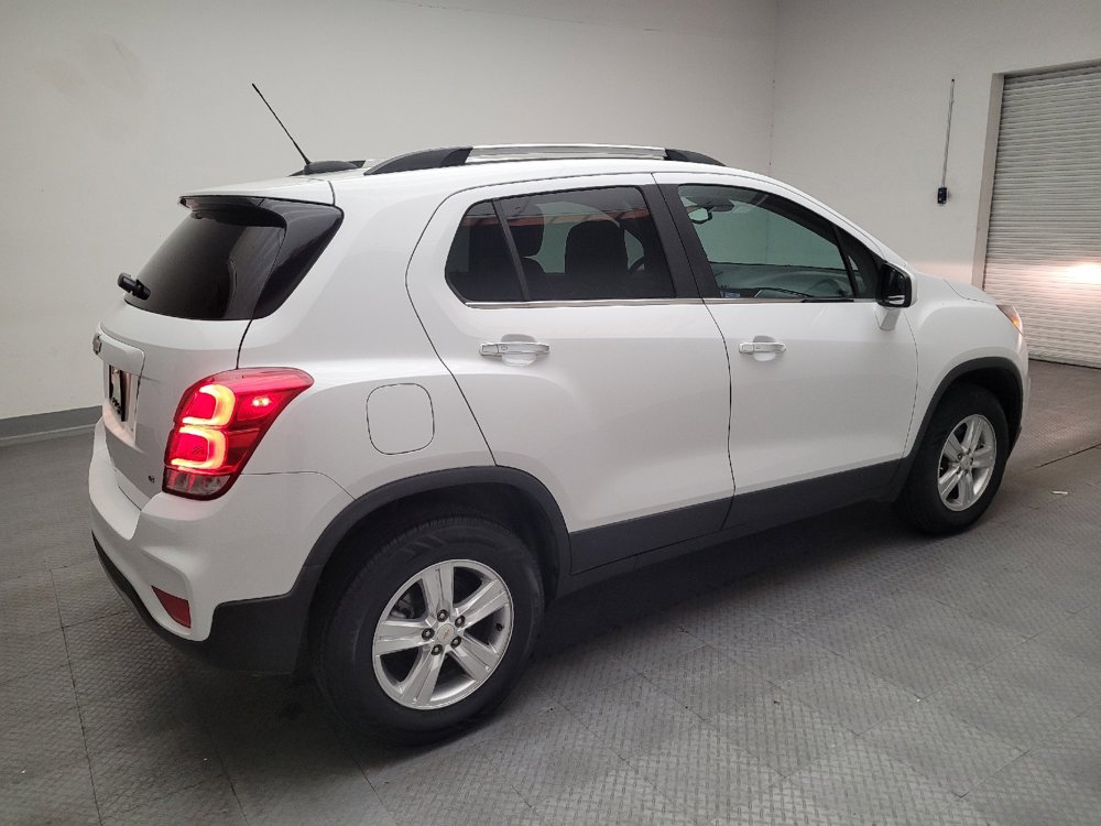 Used 2018 Chevrolet Trax LT w/ LT Convenience Package image 10