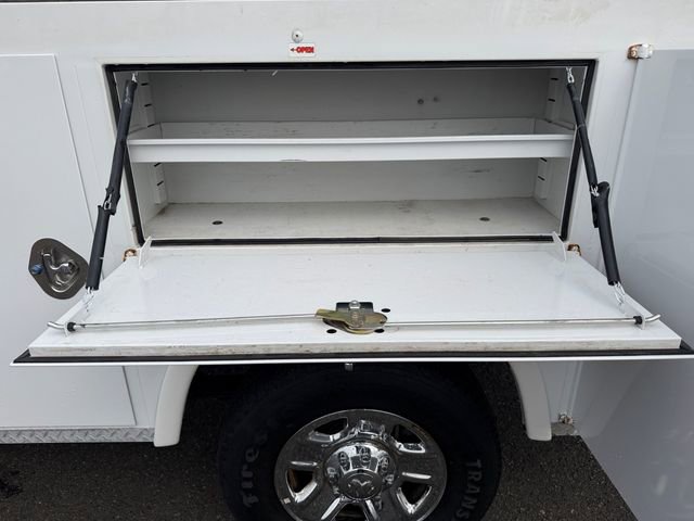 Used 2016 RAM 3500 SLT image 37