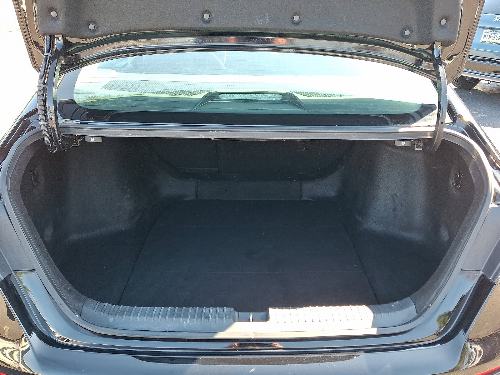Certified 2023 Honda Accord EX image 30