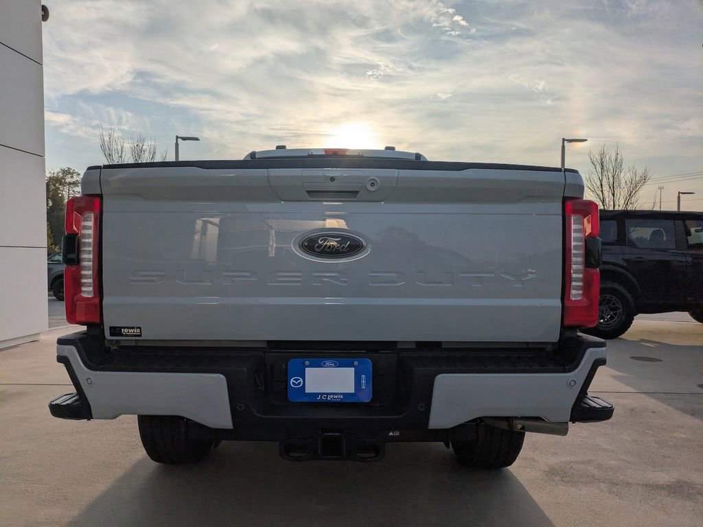 New 2026 Ford F350 Lariat w/ Black Appearance Package image 5