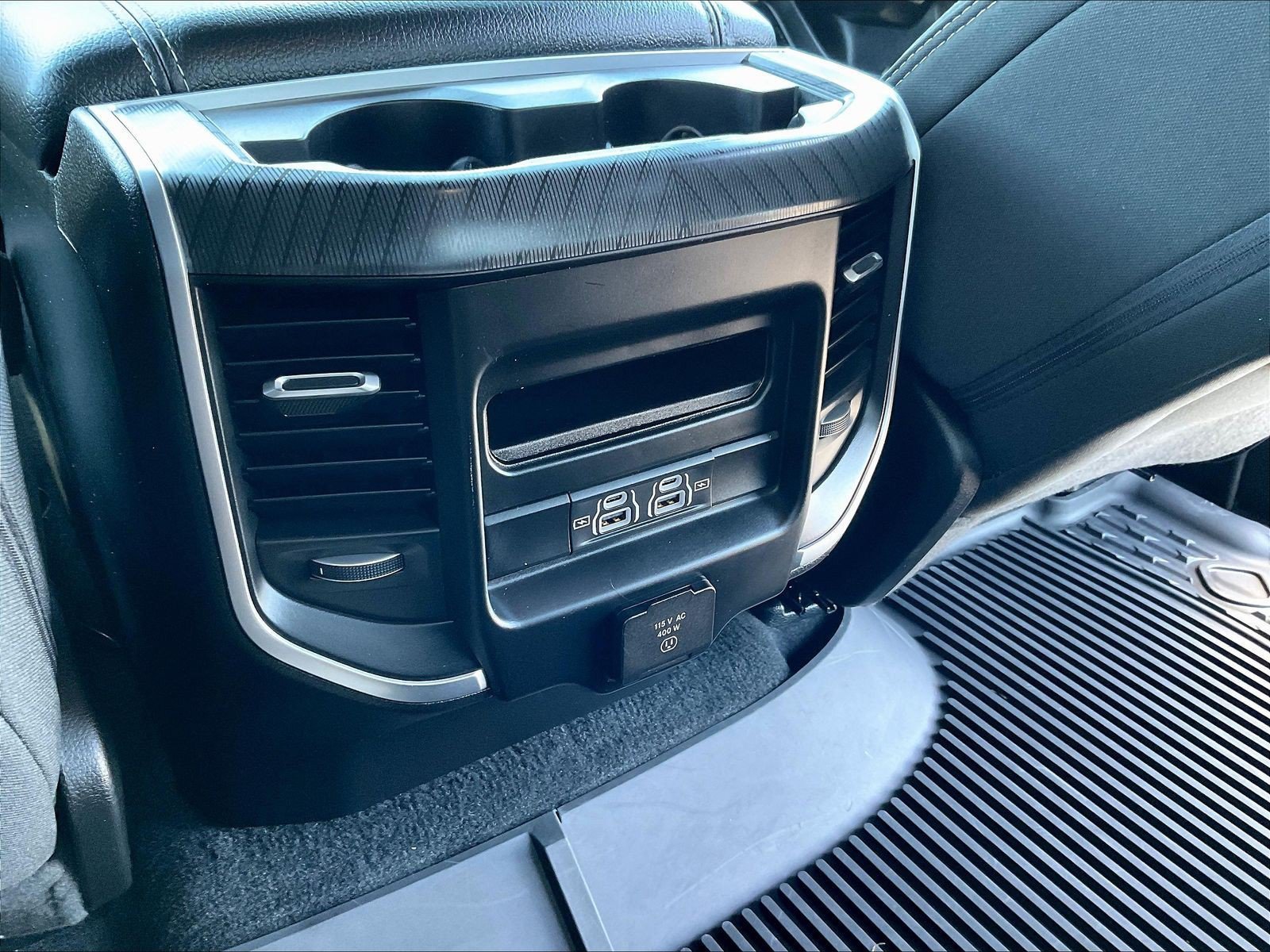 Used 2025 RAM 1500 Big Horn AWD/4WD image 13