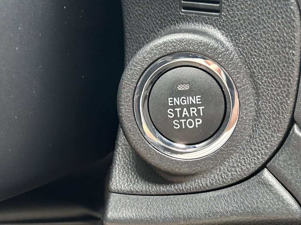 Used 2021 Subaru Outback Limited AWD/4WD image 30