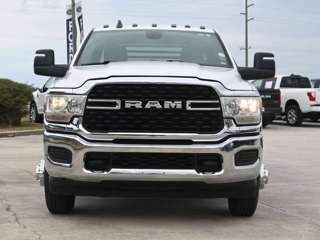 Used 2024 RAM 3500 SLT w/ Quick Order Package 2YG SLT AWD/4WD image 3