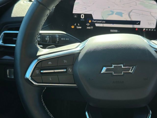 Used 2025 Chevrolet Traverse Z71 w/ Driver Confidence Package image 23